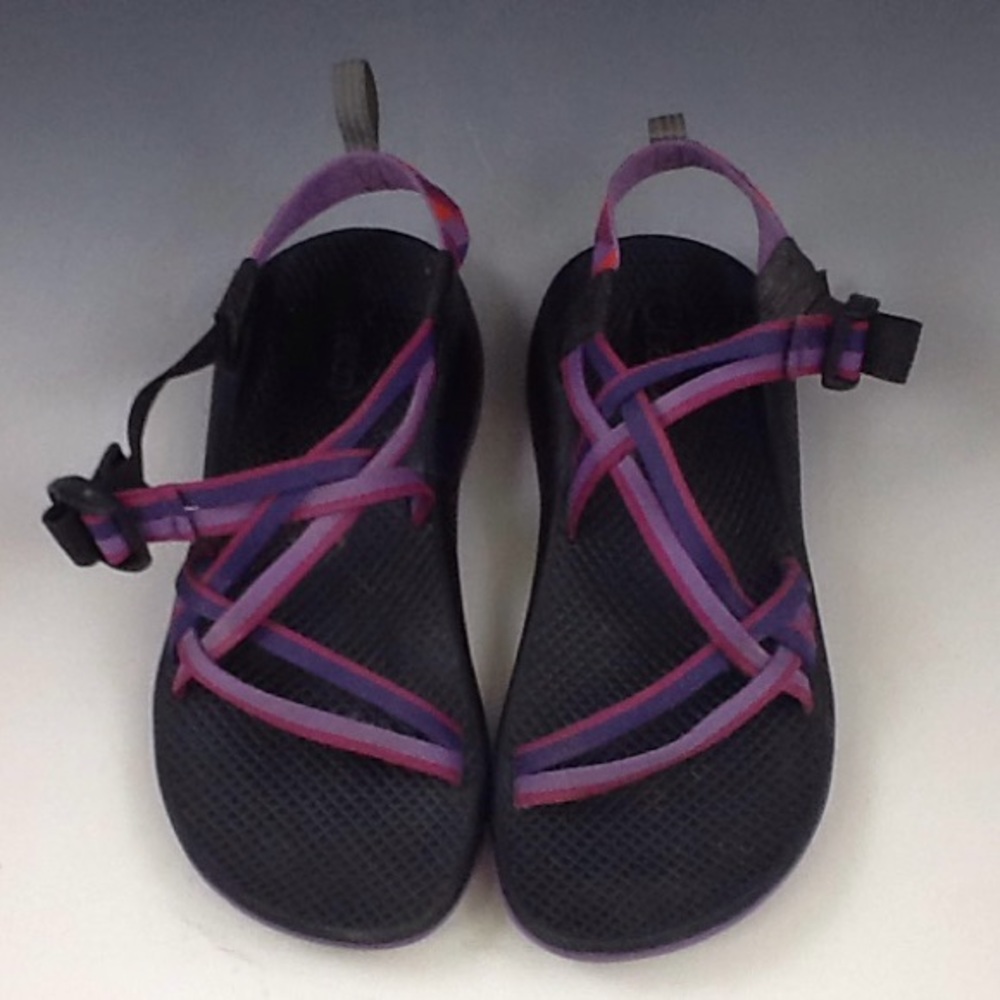 Chaco Sandals  pre-owned Pink/Purple